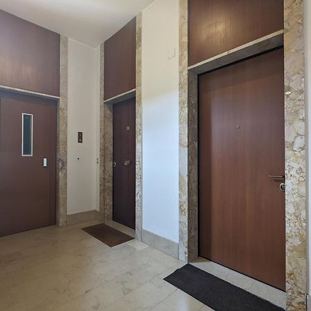 Big House-Private Parking-12" Walk From The Arena Apartamento Verona Exterior foto
