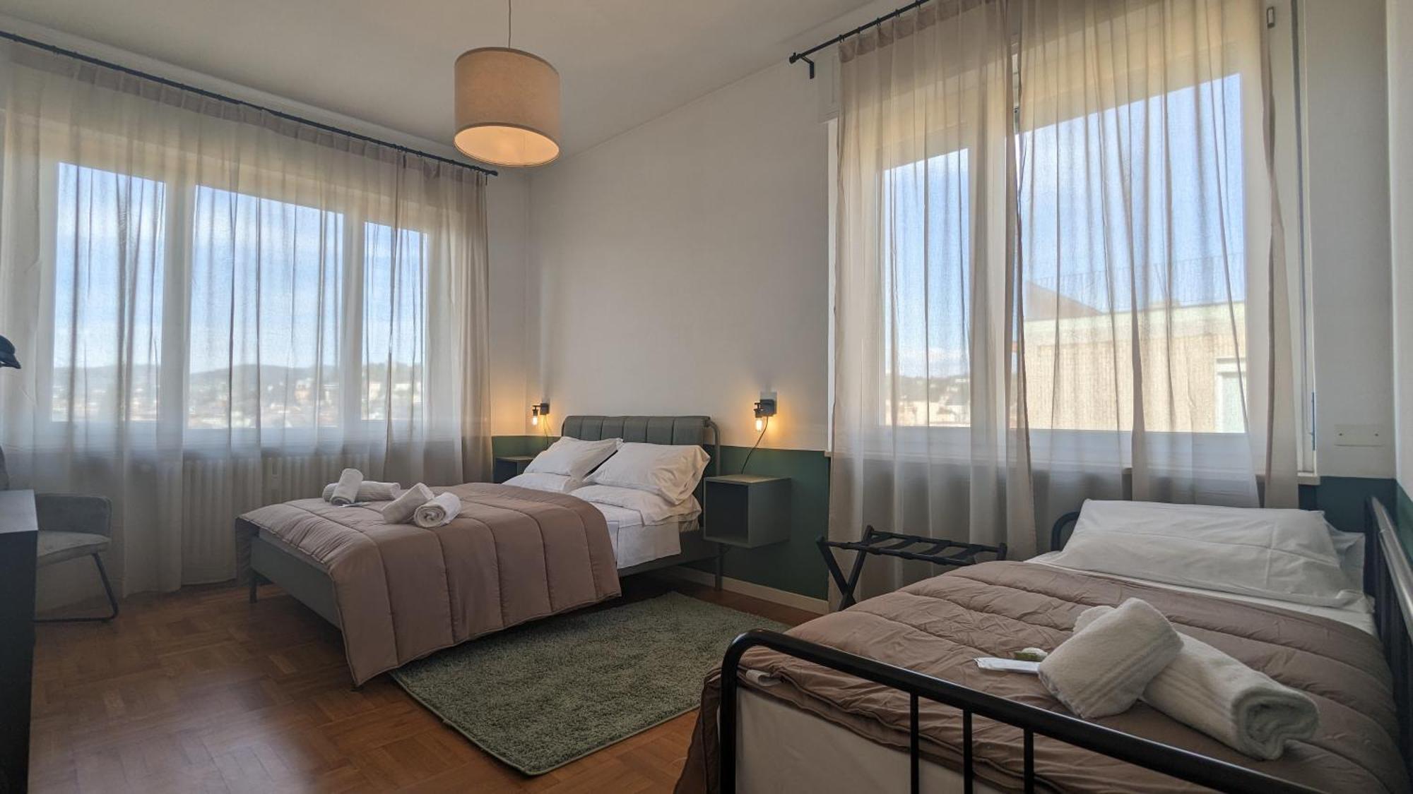 Big House-Private Parking-12" Walk From The Arena Apartamento Verona Exterior foto