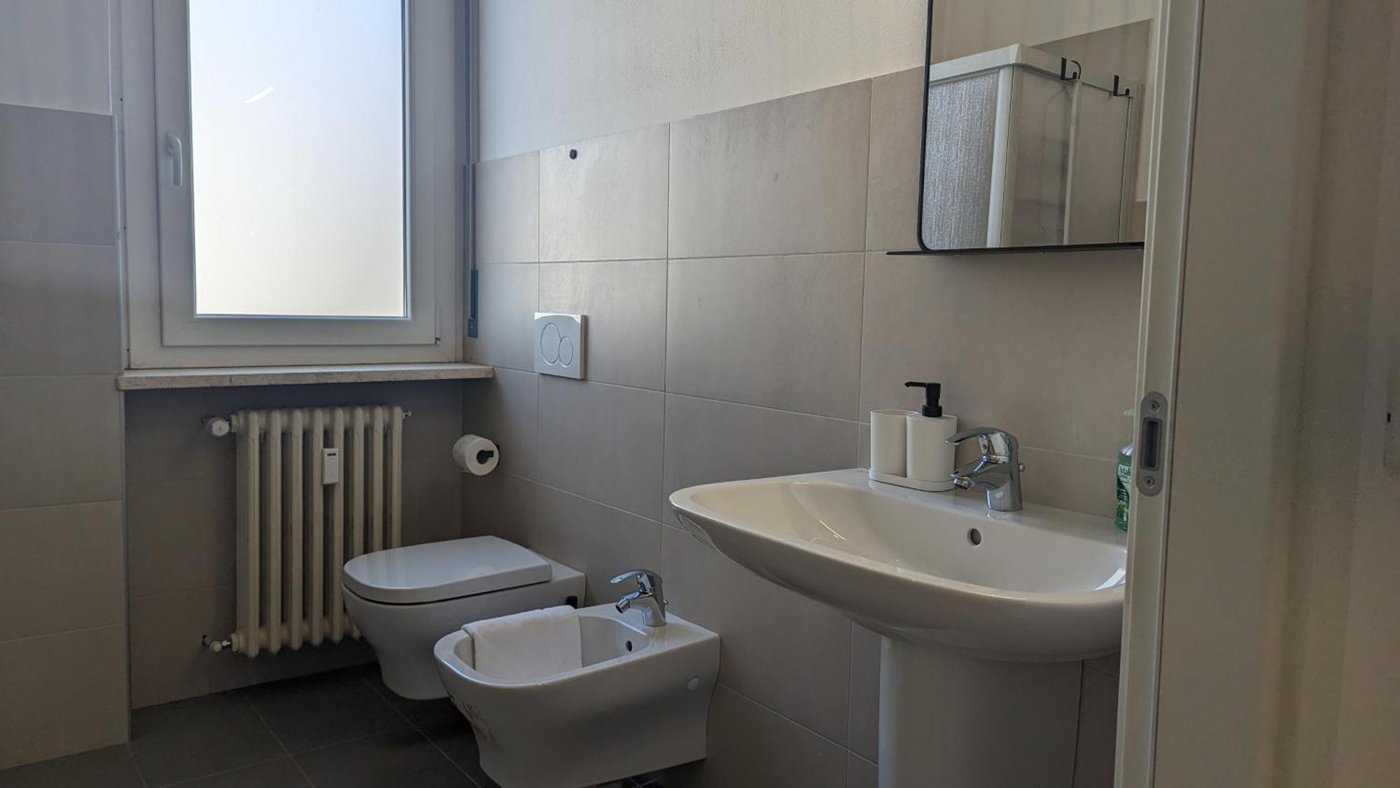 Big House-Private Parking-12" Walk From The Arena Apartamento Verona Exterior foto